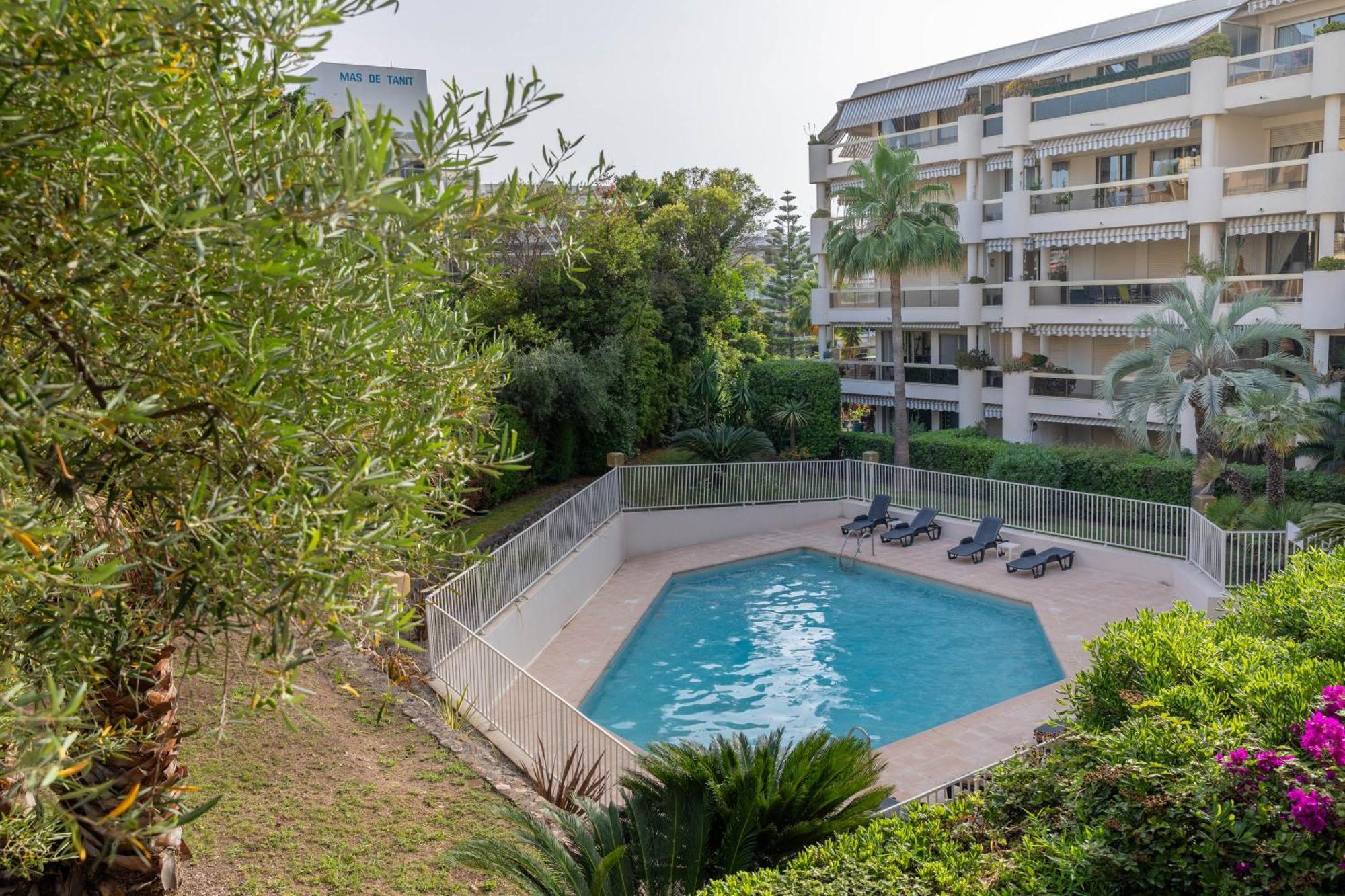 Tanit Piscine, 6 Couchages, Parking Apartment Antibes Ngoại thất bức ảnh